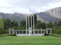 Huguenot-monument-Franschhoek_JD.jpg